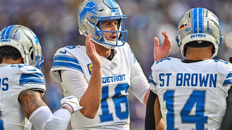Sunday Night Football Predictions & Best Bets .